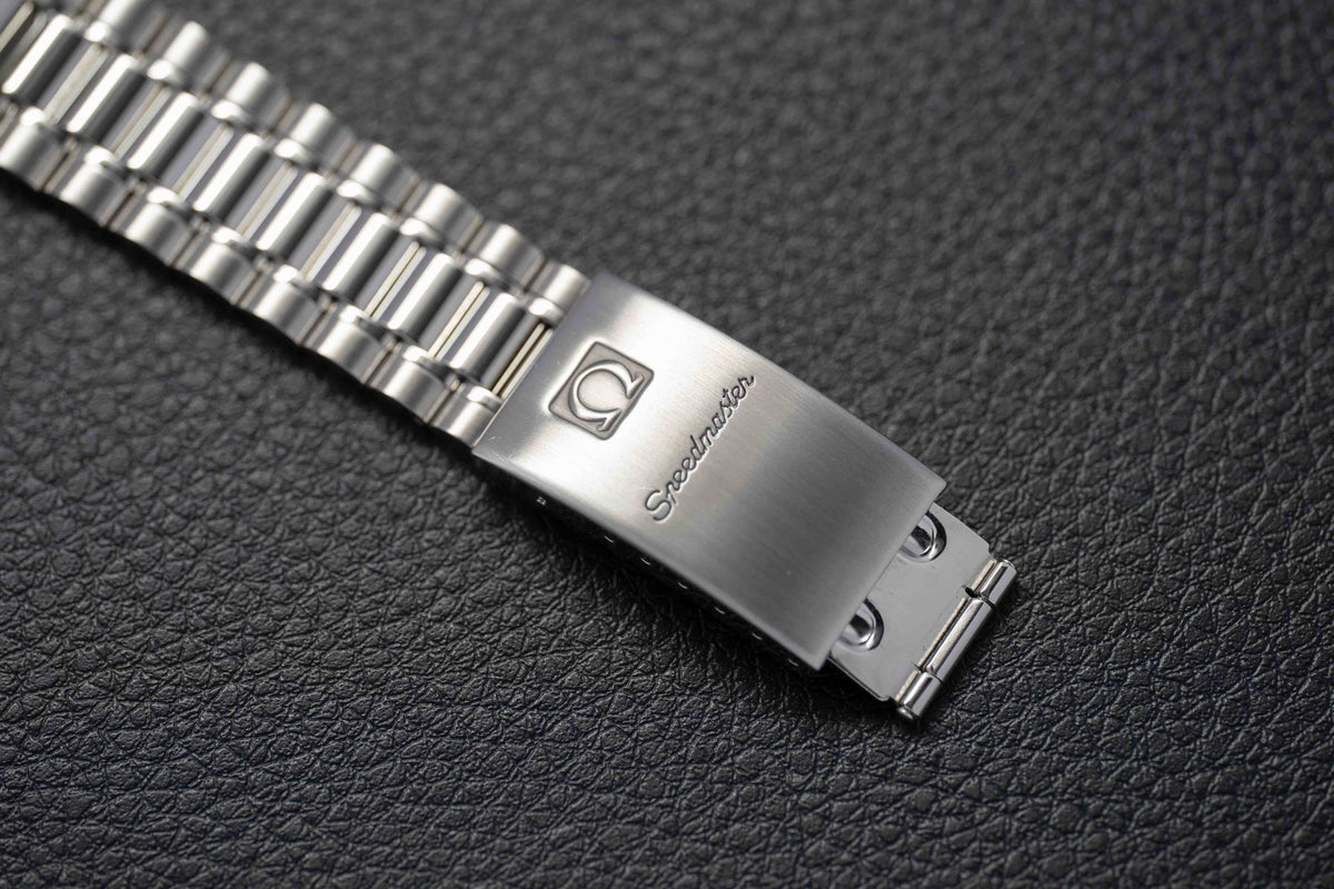Omega Speedmaster Day Date 3521.30 Silver Dial 1993