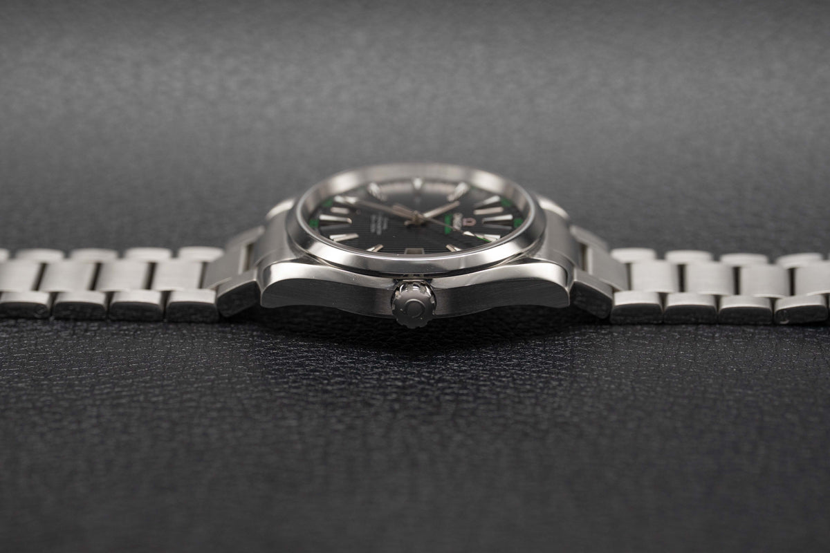 Omega Seamaster Aqua Terra 231.10.42.21.01.001 Black Dial 2014 Papers