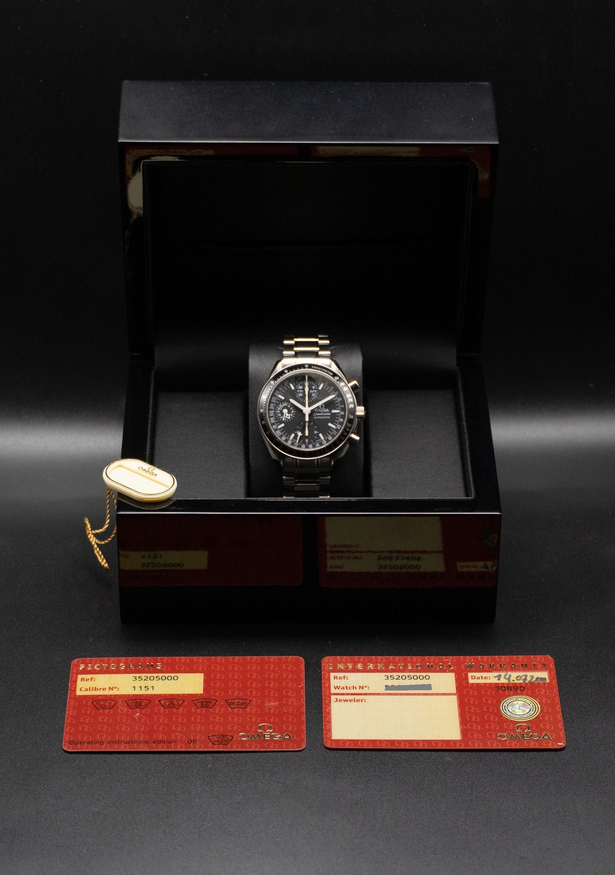 Omega Speedmaster Day Date 3520.50 Black Dial 2000 Papers