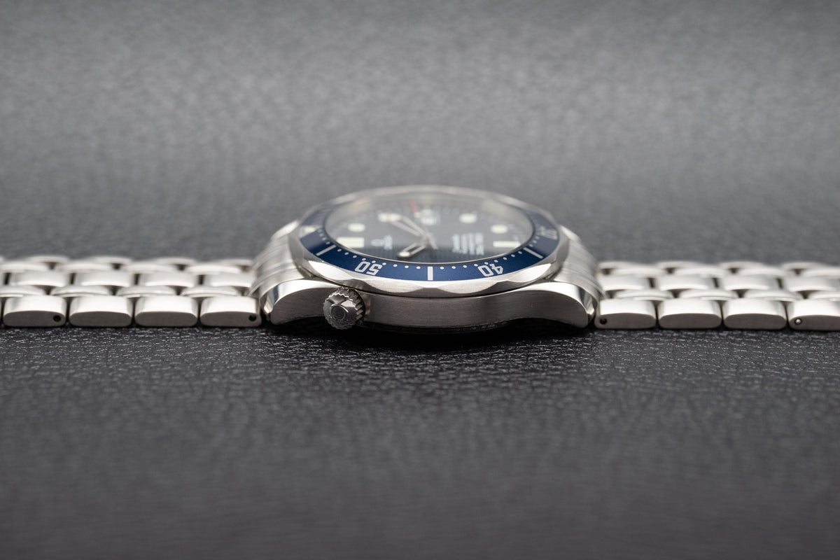 Omega Seamaster Diver 300 2531.80 Blue Dial 2006