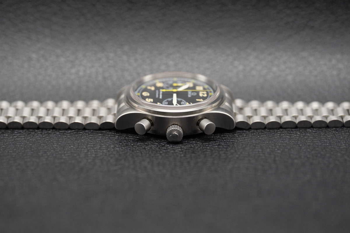 Omega Dynamic Chronograph 5240.50 Black Dial 1995 Box