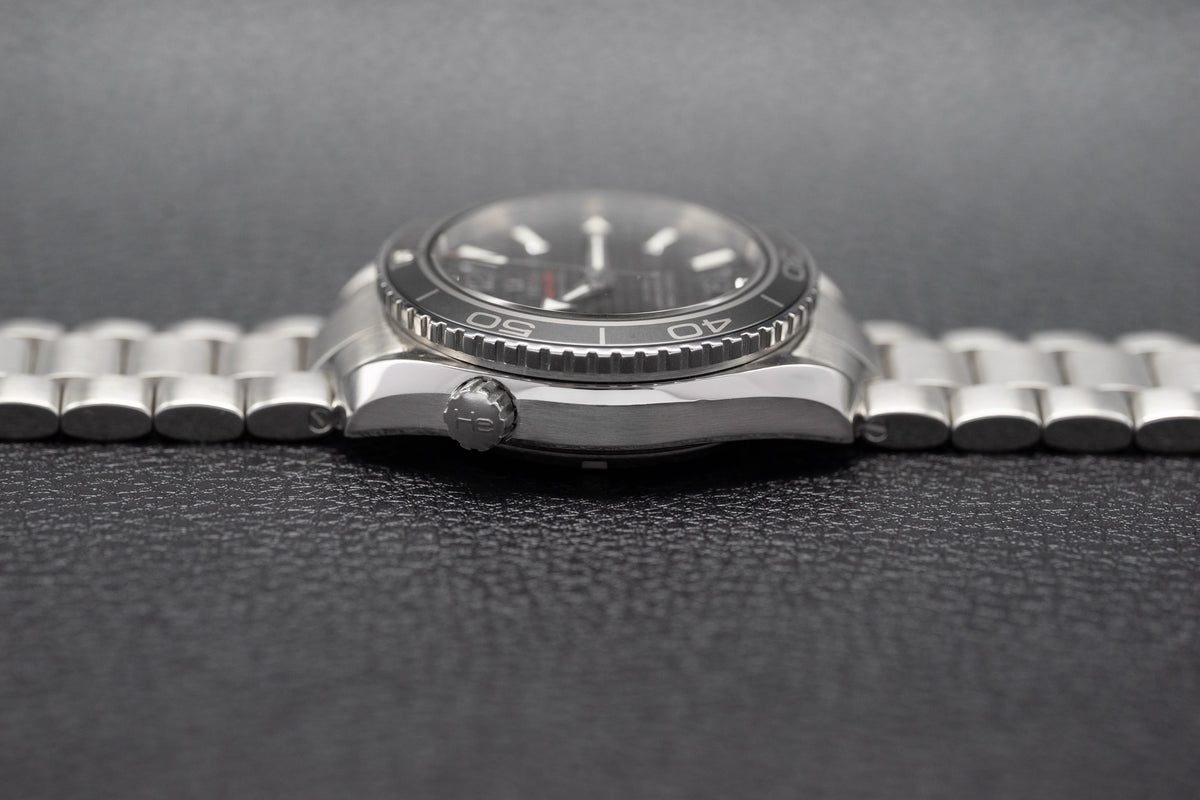 Omega Seamaster Planet Ocean 600M James Bond Skyfall 232.30.42.21.01.004 Fullset 2013 Box+Papers