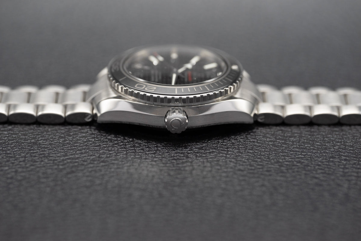 Omega Seamaster Planet Ocean 600M James Bond Skyfall 232.30.42.21.01.004 Fullset 2013 Box+Papers