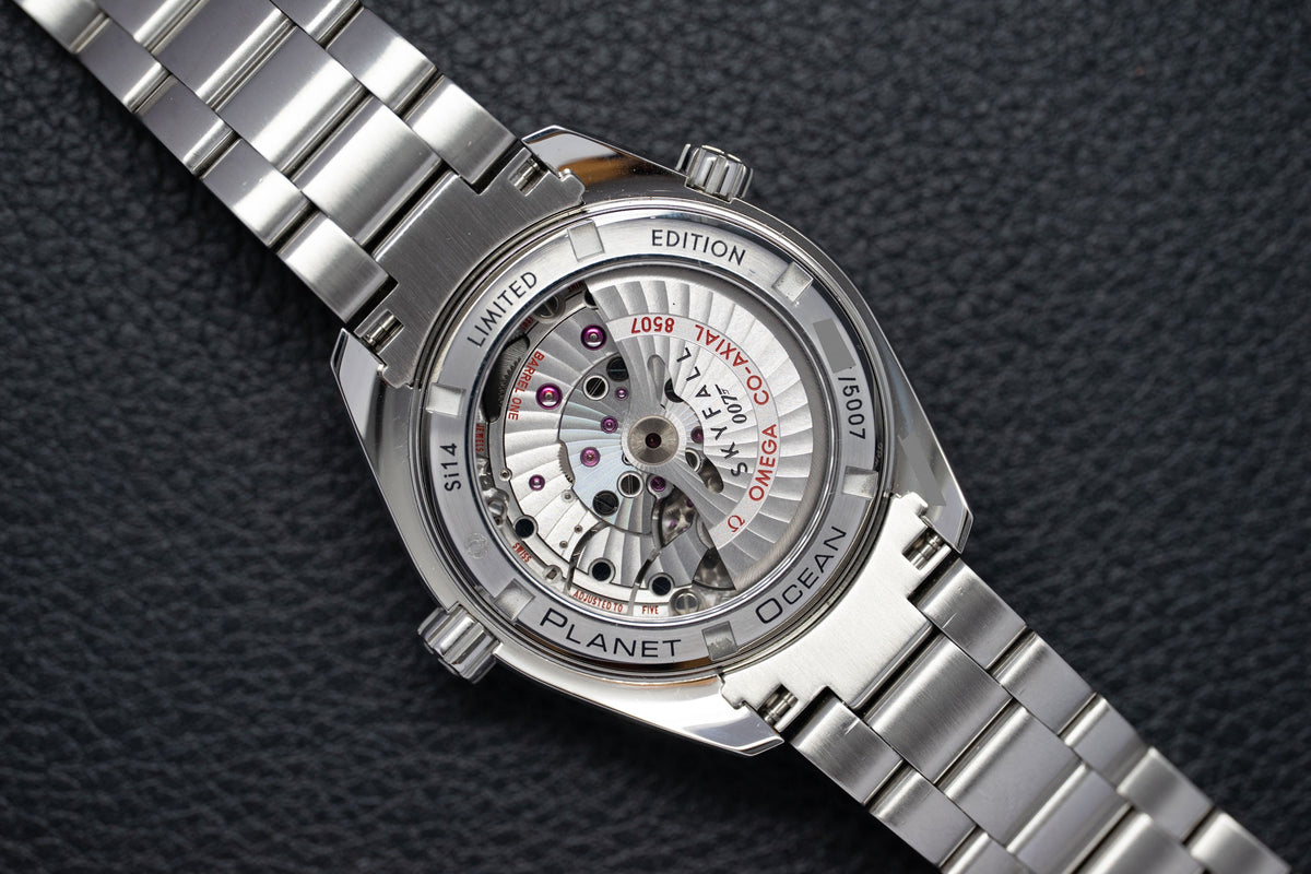 Omega Seamaster Planet Ocean 600M James Bond Skyfall 232.30.42.21.01.004 Fullset 2013 Box+Papers