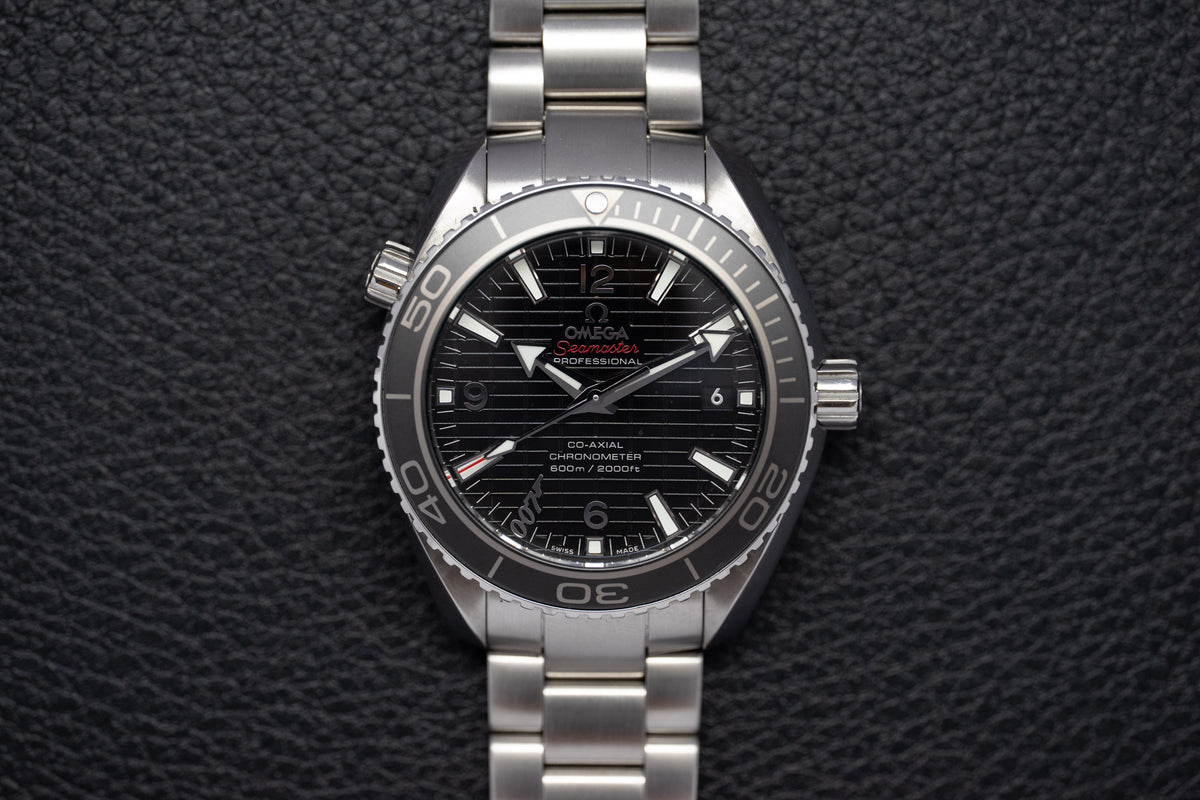 Omega Seamaster Planet Ocean 600M James Bond Skyfall 232.30.42.21.01.004 Fullset 2013 Box+Papers
