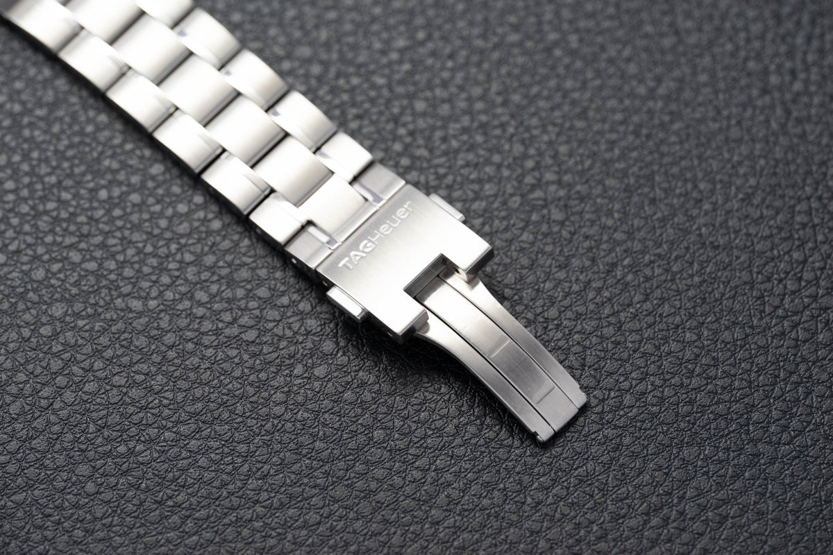 Tag Heuer Carrera Calibre 16 CV2010.BA0794 Black Dial 2013 Papers