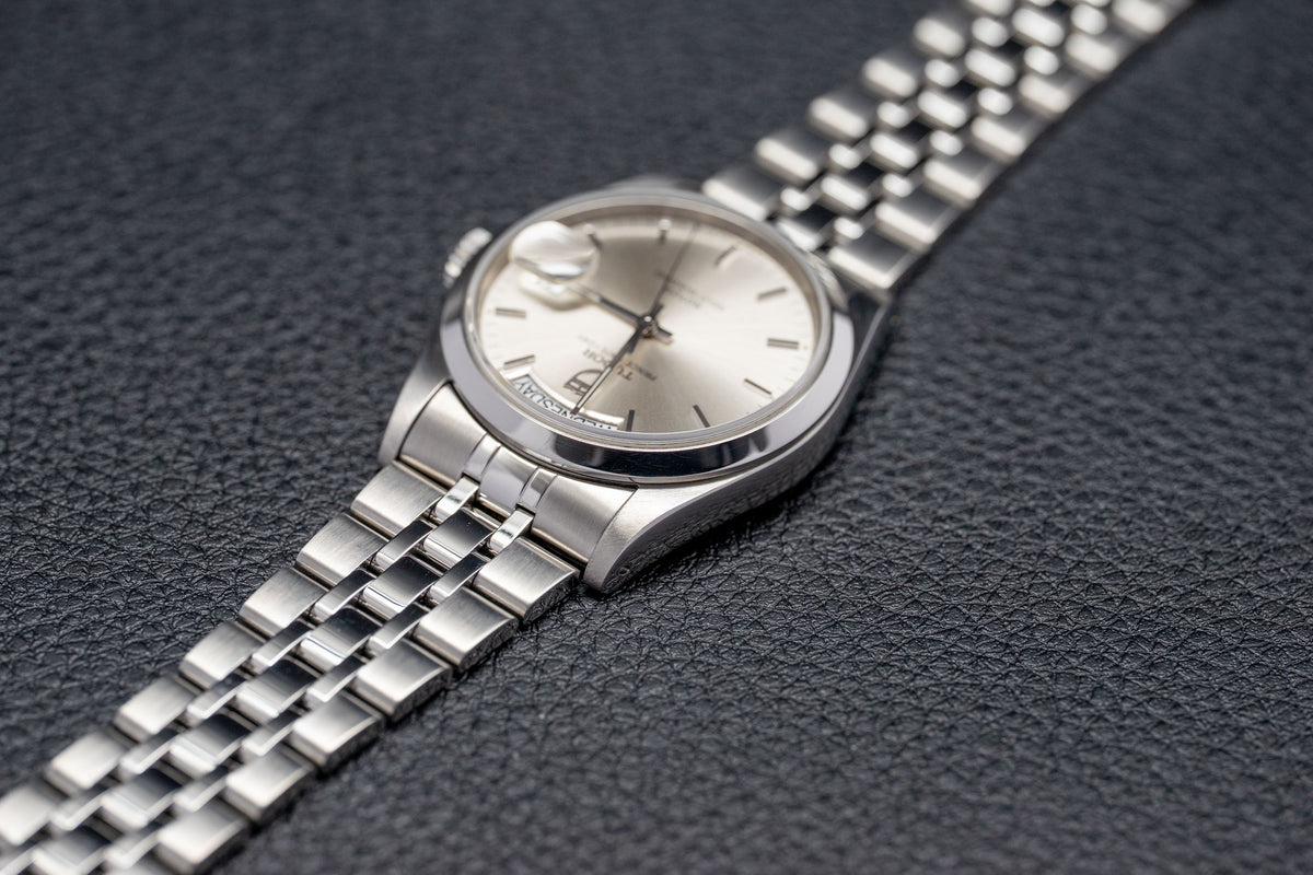 Tudor Date-Day 76200 Silver Dial 2008 Papers
