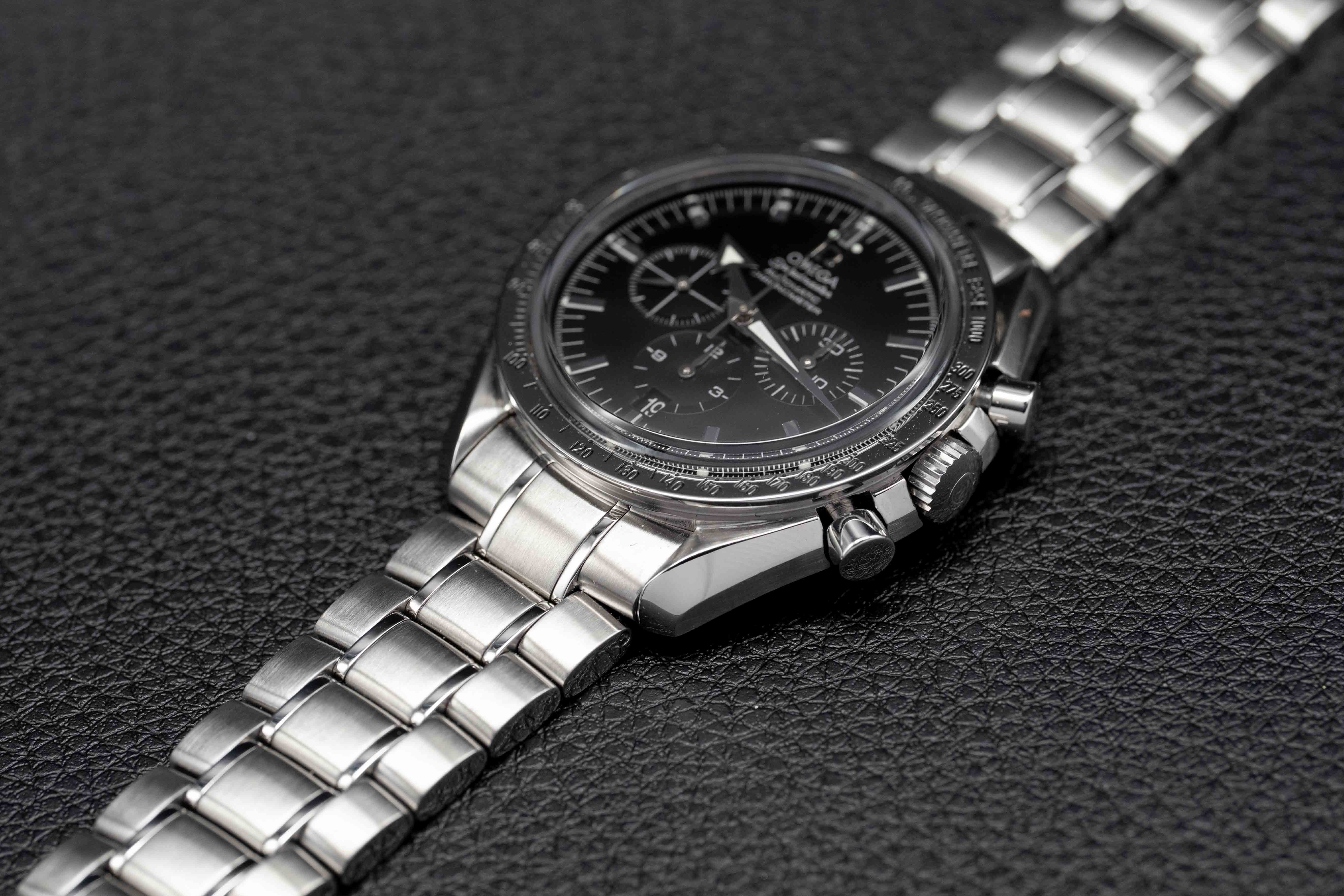 Omega Speedmaster Broad Arrow 3551.50 Black Dial 2004 Papers